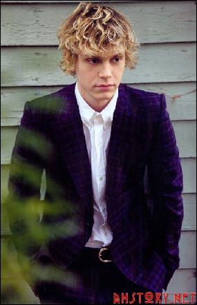 evan-peters-013 (500x773, 72 kБ...)