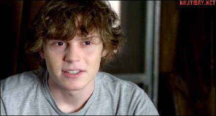 evan-peters-033 (1280x684, 80 kБ...)