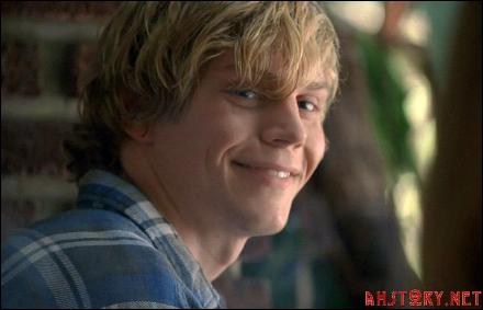 evan-peters-035 (871x560, 61 kБ...)