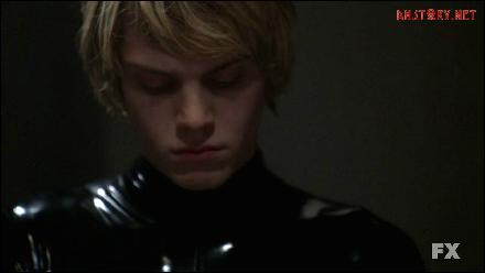 evan-peters-042 (1280x720, 40 kБ...)