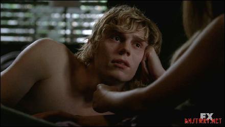 evan-peters-045 (1280x720, 65 kБ...)