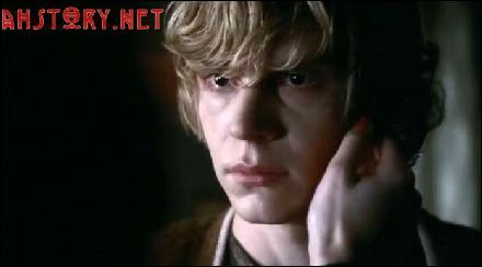 evan-peters-050 (623x345, 21 kБ...)